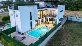 Luxe Waters Retreat - Mostar - 0