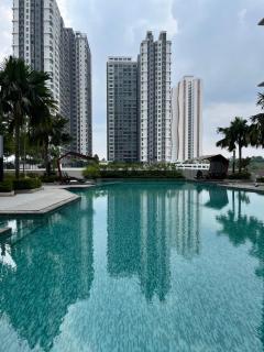 IOI Retreat at Conezion near IOI City Mall-Free Netflix - Putrajaya - 1