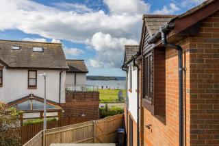 Spinnaker House-with Tesla Electric Charging Point - Poole - 2
