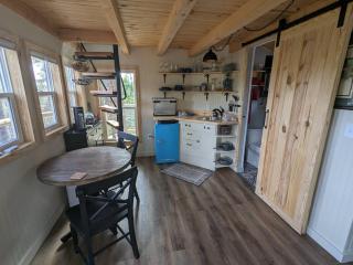 Owl Nest Treehouse - 3