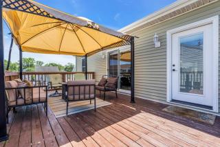 Game Room, Kayaks, Steps to the Ocean! - Ocean Gate - 0