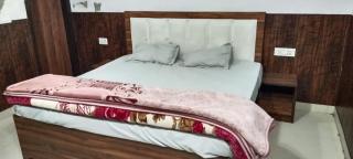 Jai shambhu guest house - 1