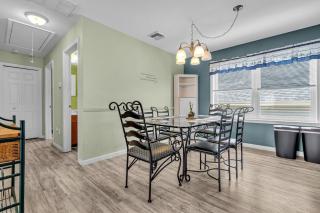 Game Room, Kayaks, Steps to the Ocean! - Ocean Gate - 5