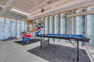 Game Room, Kayaks, Steps to the Ocean! - Ocean Gate - 3