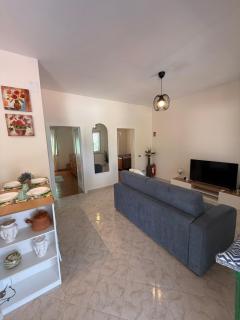 Magaggiari Beach House - 5