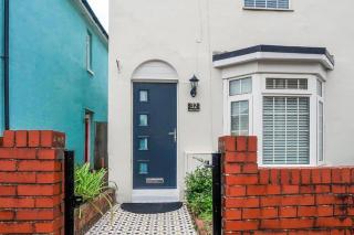 Stylish 3-Bed House nr Southampton Town-Parking - Southampton - 0