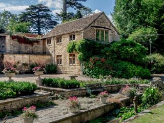 Stable Cottage - Uley - 0