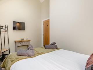 The Roost - Uk42856 - Rise - 4