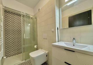 Heritage City Retreat Elegant Fully Equipped Historic Center - Bucharest - 6