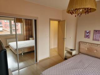Bright and spacious apartment with panoramic views - Sofia - 2