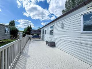 Great Caravan With Spacious Decking Southview Holiday Park, Skegness Ref 33035V - Skegness - 2