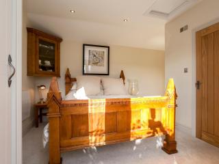 Holders Cottage - Lassington - 1