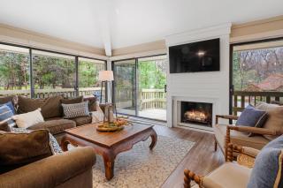 Abbey Springs - Private Community & Amenities - Lake Geneva - 4