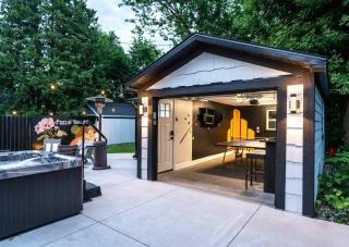 Gatsby Theme Near Downtown with Hot Tub & Game Room - Lake Geneva - 9