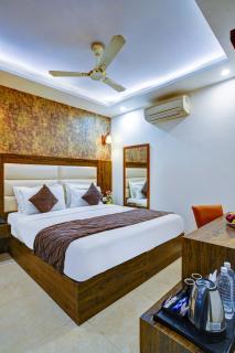 Hotel Nirvaan near Delhi Airport - New Delhi - 0