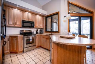 Briarwood Serenity at Abbey Springs - Quiet 4 BDR - Lake Geneva - 5