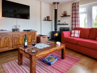 Blackberry Cottage - North Hill - 9