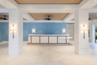 Opal Key Resort & Marina - 9