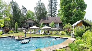 Chalets Village Suisse de Val-David - Val-David - 9
