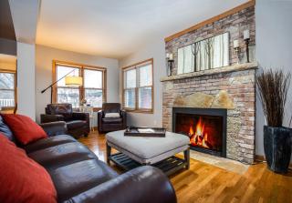 Huemanns Haven - Spacious 3 BR Close to Downtown - Lake Geneva - 0