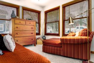 Huemanns Haven - Spacious 3 BR Close to Downtown - Lake Geneva - 1