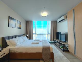 1BR Amazing View Condo in Uptown BGC by Terravista - Manilla - 9