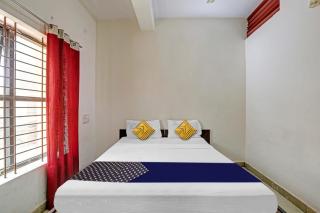 Hotel O Vishu Moni Residency - 2