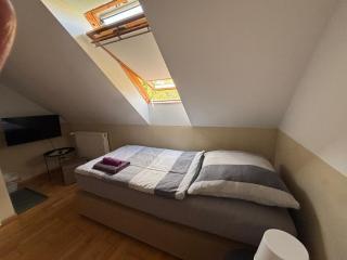 Zimmer-Bad-TV-Kühlschrank-16 - 6