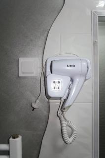 Bulldog Studio 2 - 4