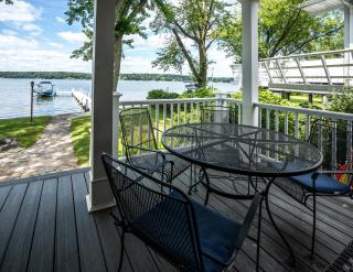 Lakefront Private Dock Pet Friendly Fire Pit - Delavan - 8