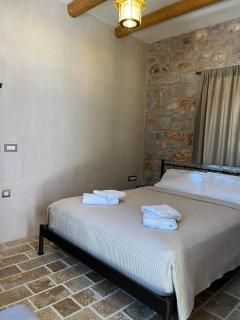 Arapis Rooms & Suites - Áyios Kiprianós - 6