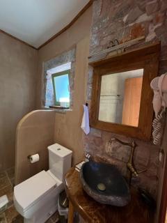 Arapis Rooms & Suites - Áyios Kiprianós - 9