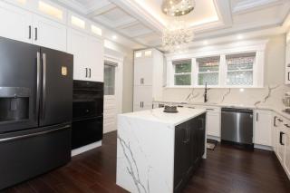 4 BDR Lake Geneva Estate Across from Beach - Lake Geneva - 4