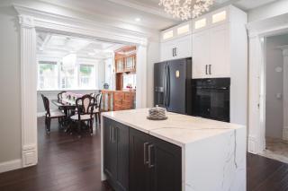 4 BDR Lake Geneva Estate Across from Beach - Lake Geneva - 2