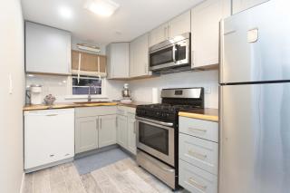 Chic Downtown Lake Geneva Apartment - Sleeps 2 - Lake Geneva - 8