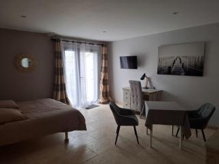logement indépendant avec terrasse privative dans les Alpilles - Aureille - 0