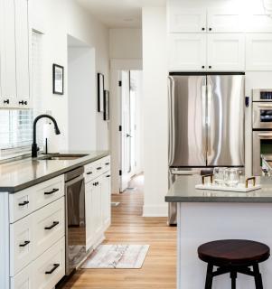 Chic 3 BDR Williams Bay Retreat with Fire pit for 8 - Lake Geneva - 0