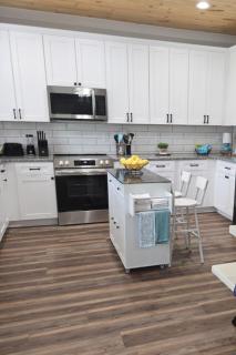 Escape To Lake Lure New 2-Bed Cottage With Gazebo - 7