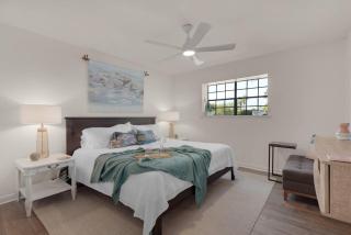 *Salty Siesta* Cozy 3BR-Walk to Beach-Pools-Golf! - 9