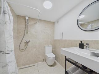 1-bedroom Ground-Floor Loft Apartment - 1