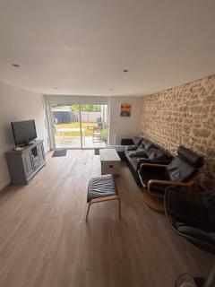maison avec terrasse et jardin, 20 minutes de la plage - 8