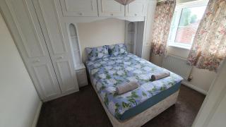 Beautiful 3 bedroom House Manchester - - 9