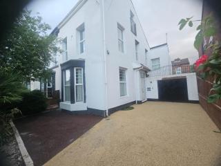 The Chestnut - Liverpool City - L7 - Liverpool - 9