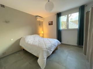 Cozy house, sleeps 6, pool - 5