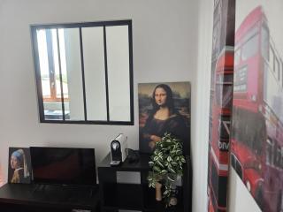 V and Vendetta - Wifi fibre,Linge,Centre ville - 7