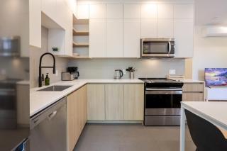 Great 2BR in the heart of Milton Parc - Montréal - 9