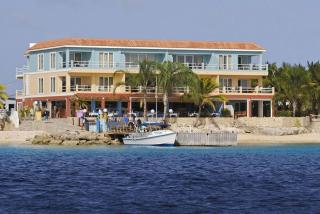 Oceanfront Deluxe Apartment Blue Marlin at Den Laman - Kralendijk - 7