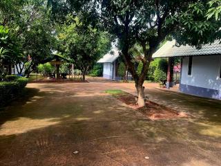 Rawinnipha's Resort & Garden Khonkaen - 3