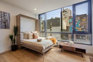 Cute 1BDR Apt on Bishop St- Heart of MTL - Montreal - 7