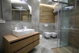 Azure Sea Apartments - Sarandë - 4